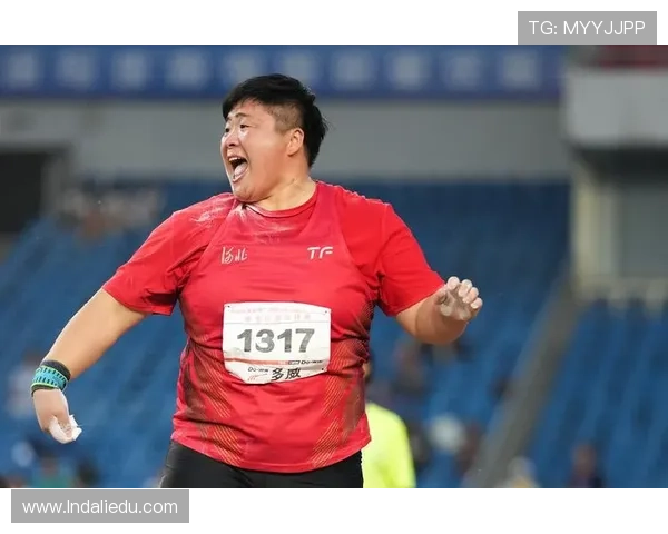 中国队两晚三金跃居第十二位